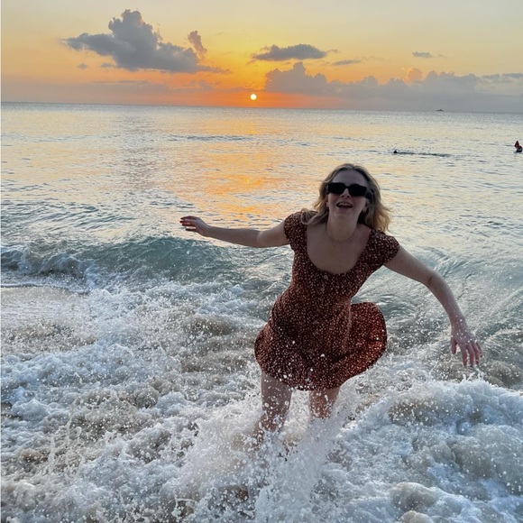 Meet your Posher, Dana - Picture 1 of 1